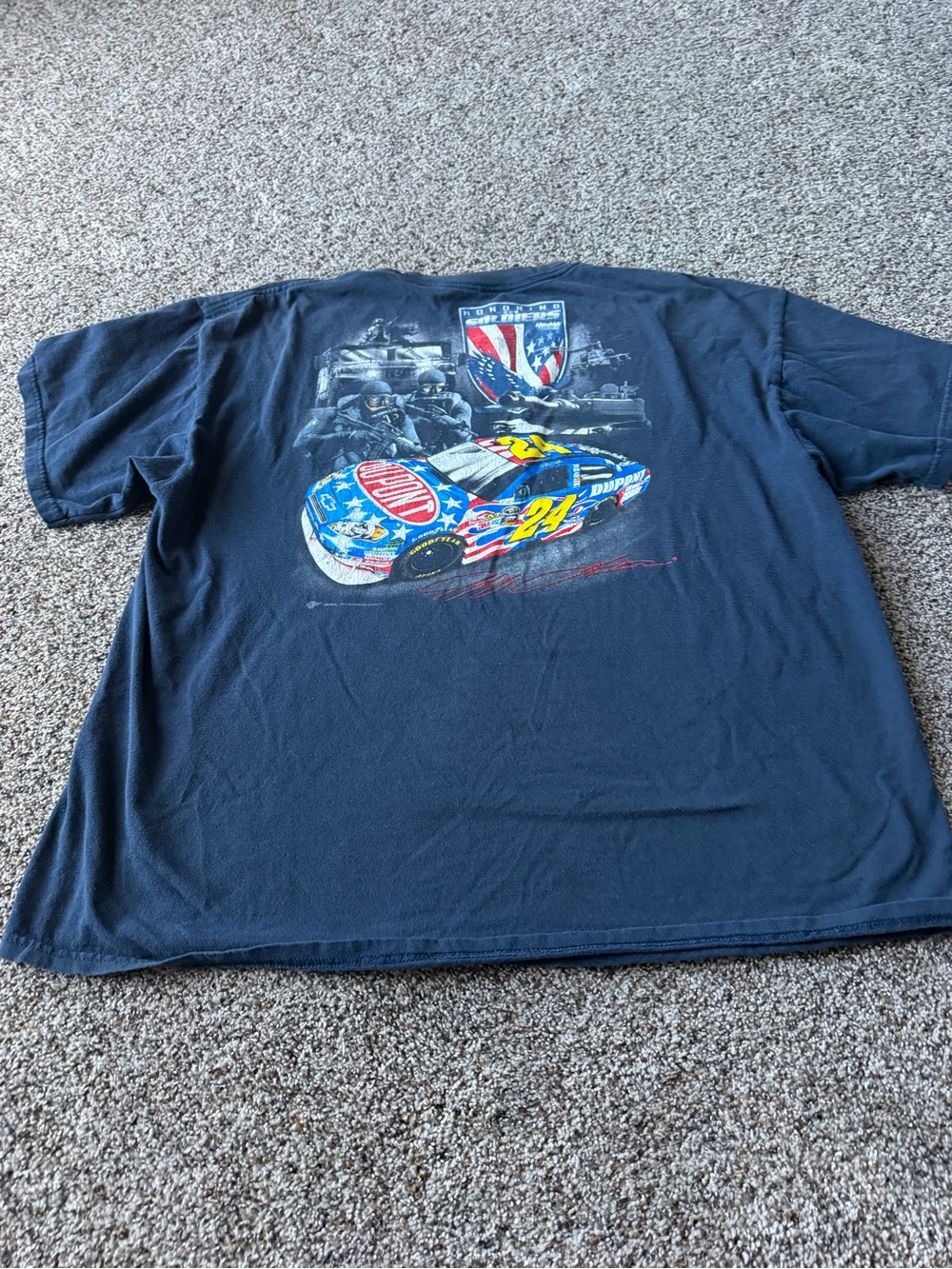 Jeff Gordon #24 Honoring Our Soldiers NASCAR DuPont XXL Graphic T Shirt 2010